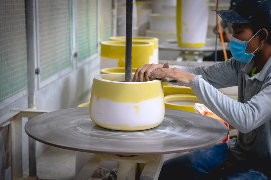 Mantenimiento de maceteros de fibra de vidrio | Mantenga sus macetas frescas cada temporada