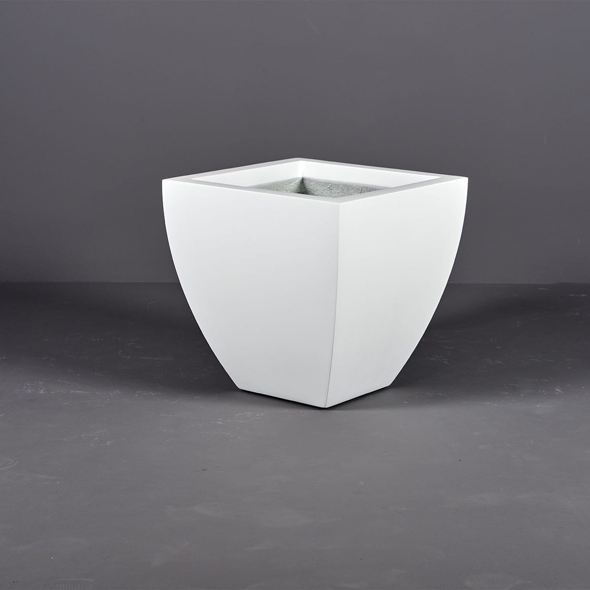 Maceta cónico cuadrado Lima