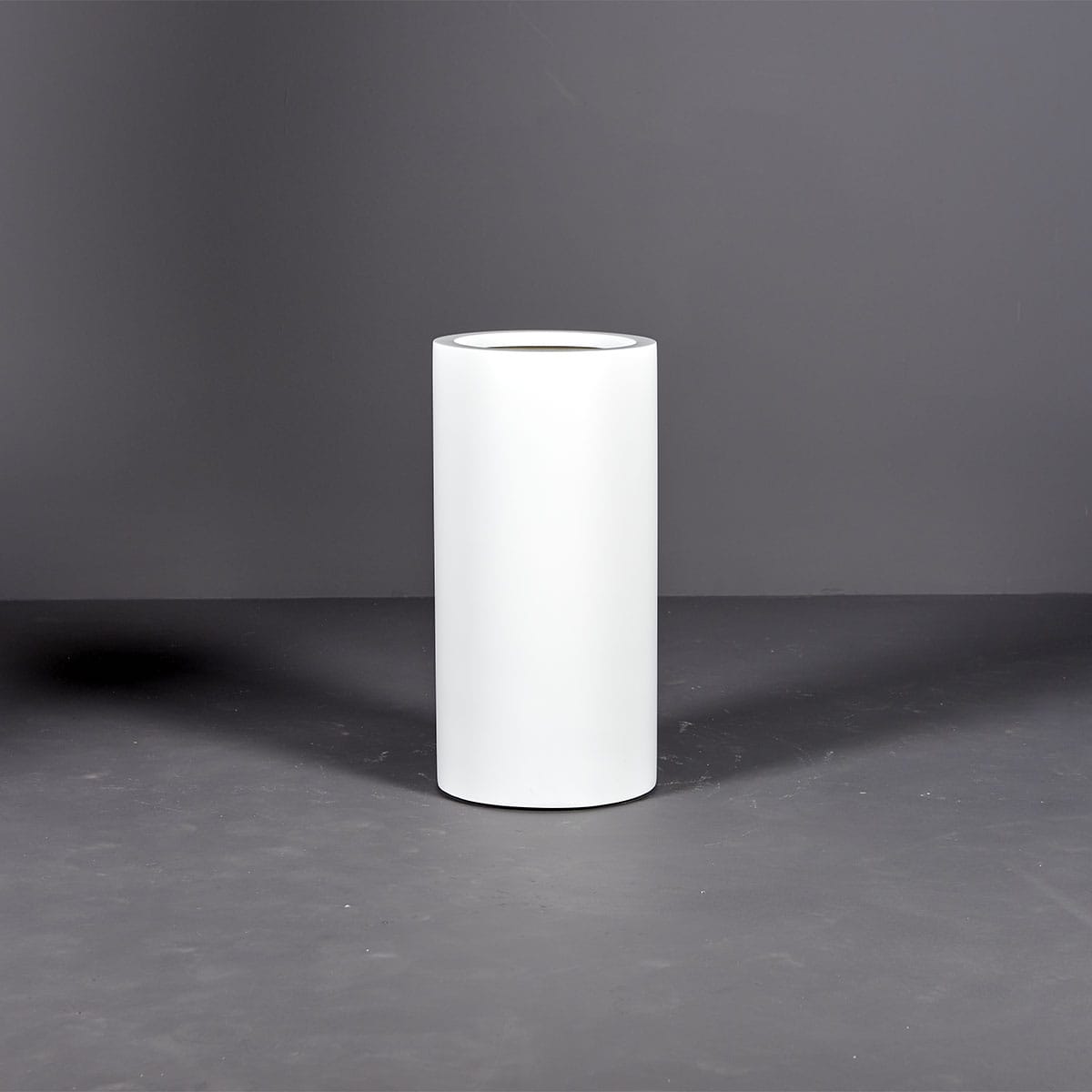 Corry Cylinder Planter