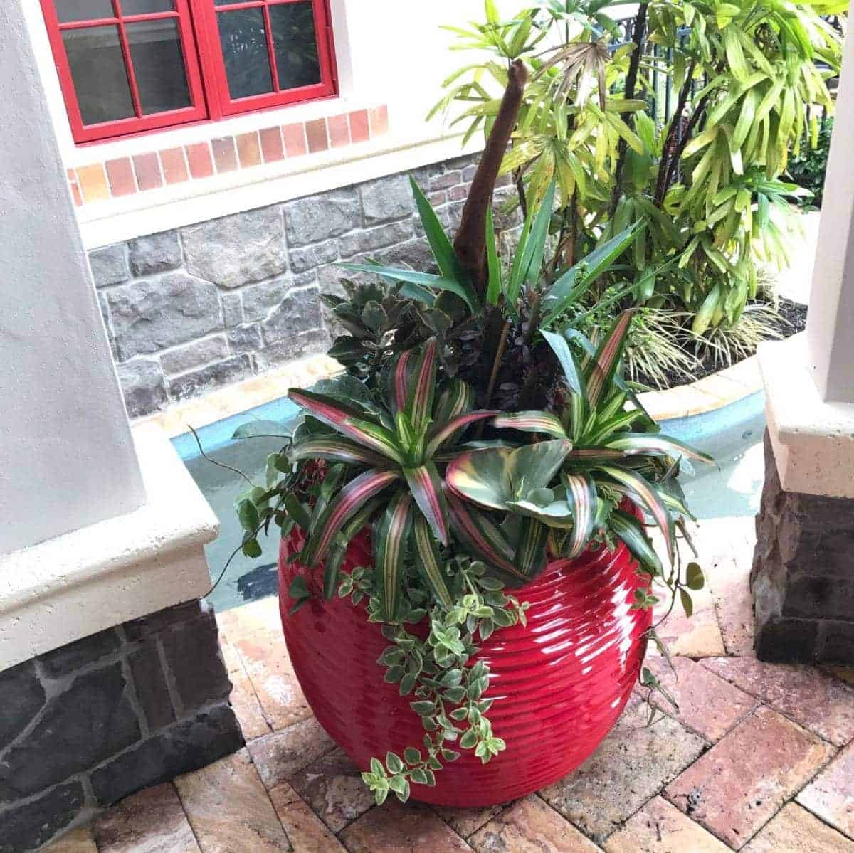 globe planter pots Spiral Modern Globe Planter