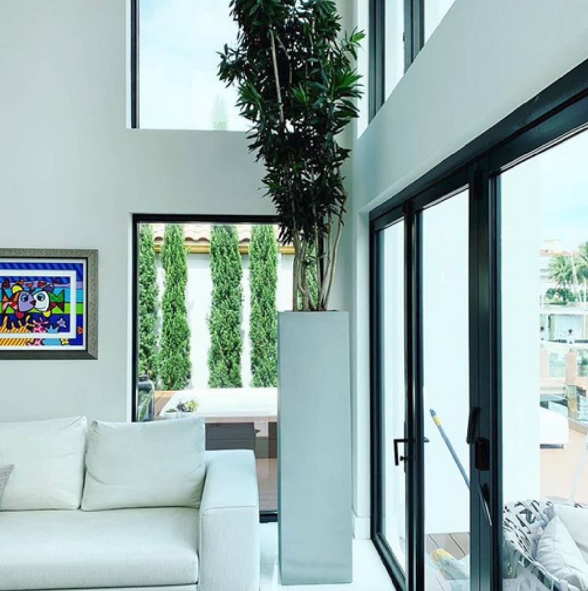 Maceta de esquina alta de Perth