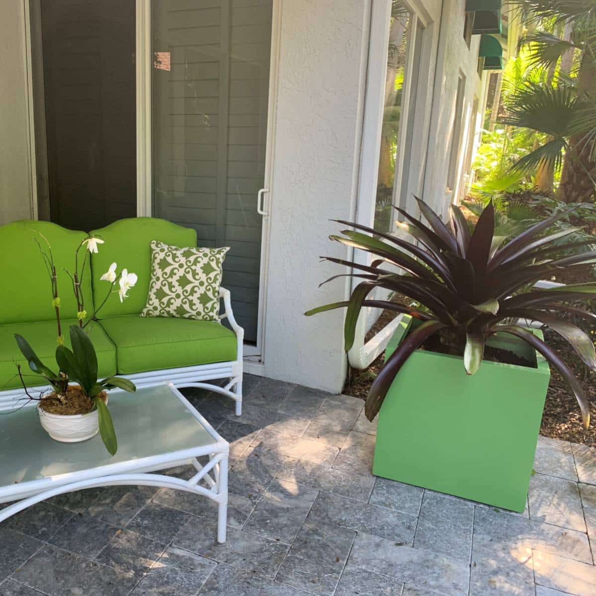 Maceta de esquina Torino